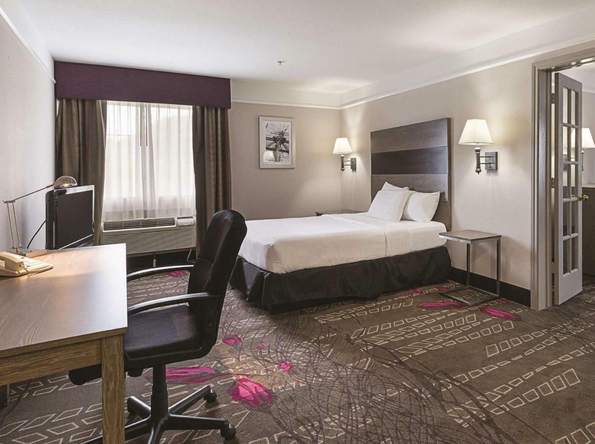Kemah Edgewater Hotel, Surestay Collection By Best Western Seabrook Dış mekan fotoğraf